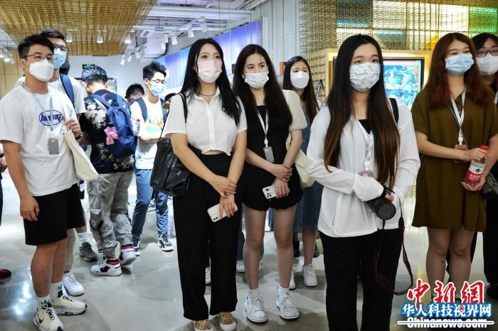 50余名港澳台学生在北京参加文化研修
